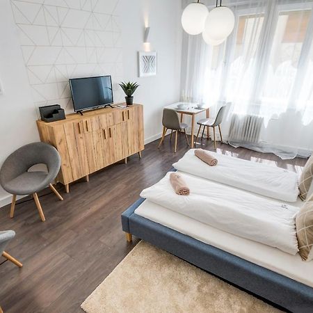 D.Five Harmony Studio At Vaci Street Apartment Budapest Luaran gambar